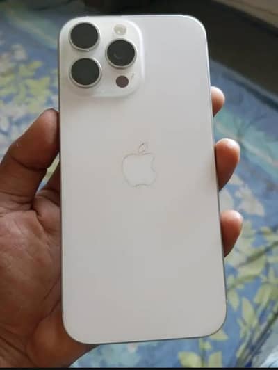 Apple iPhone 16 Pro Max