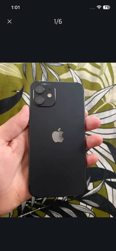 Apple iPhone 12