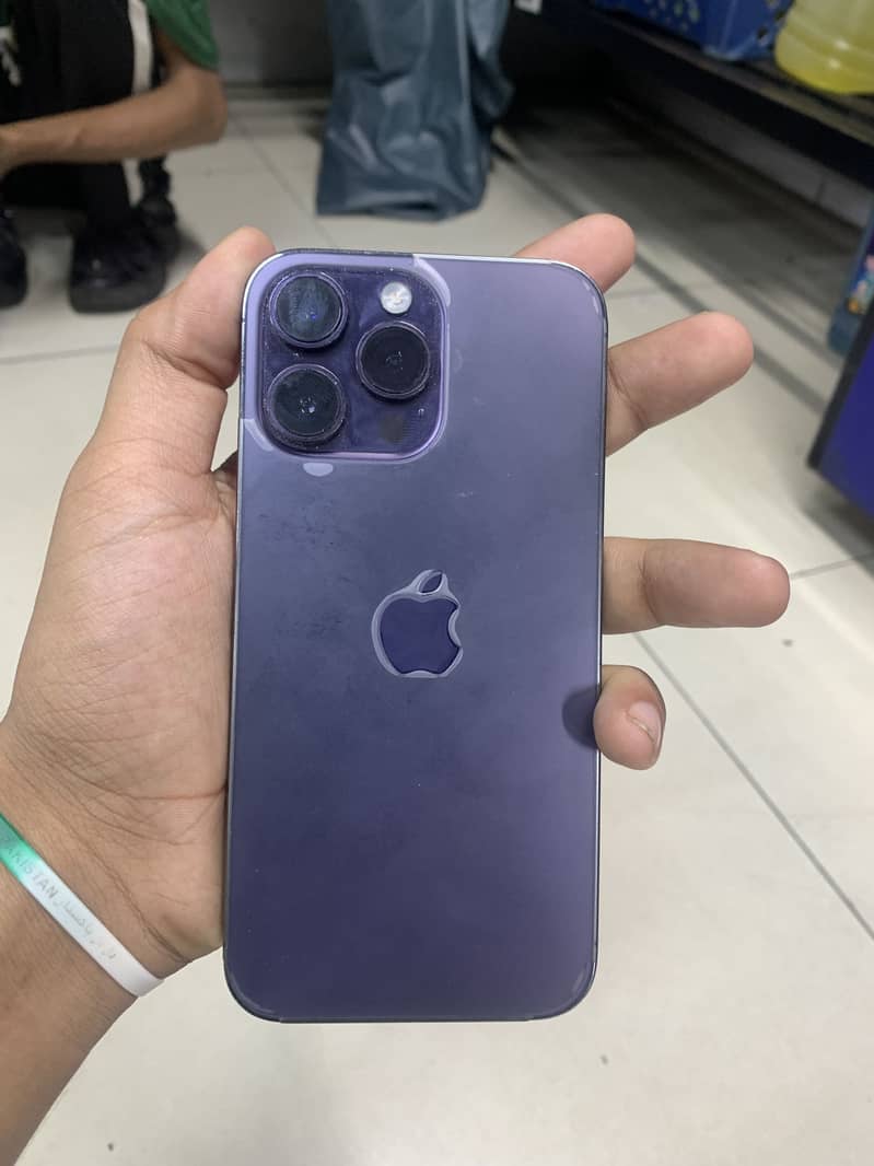 Apple iPhone 14 Pro Max 3