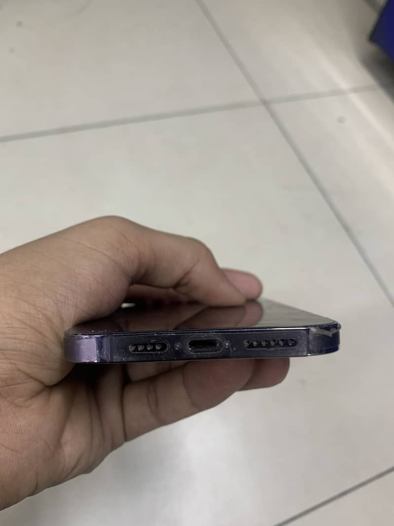 Apple iPhone 14 Pro Max 4
