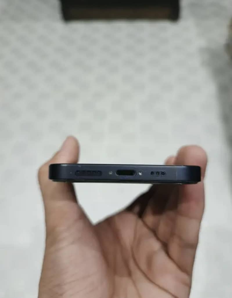 iPhone 12 5