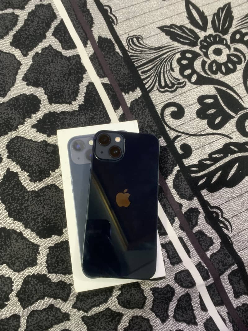 Apple iPhone 13 1