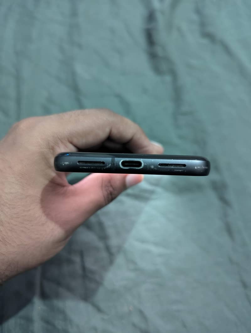 Google Pixel 8 2