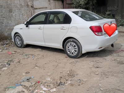Toyota Corolla Axio 2014