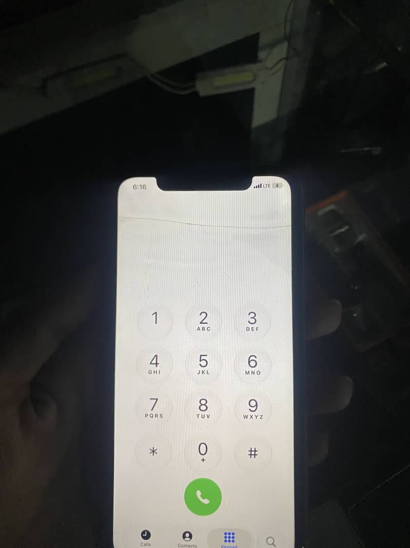 iPhone 11 4