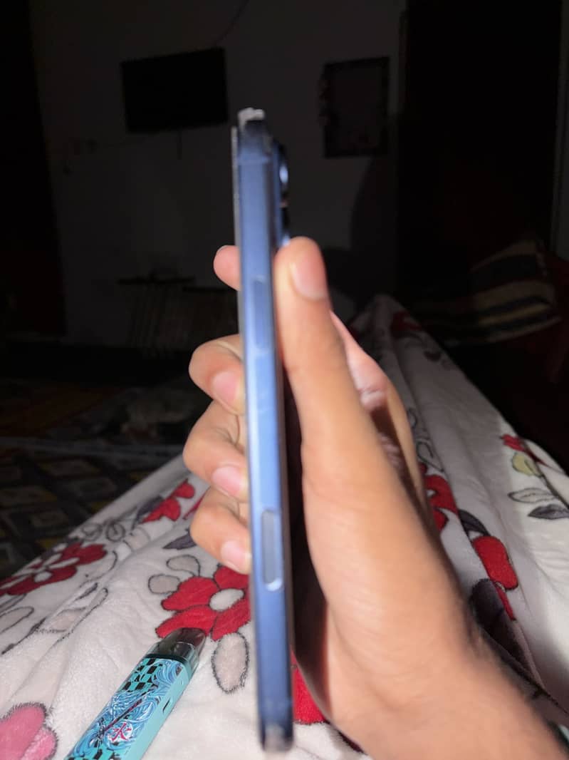Apple iPhone 17 Pro Max 1