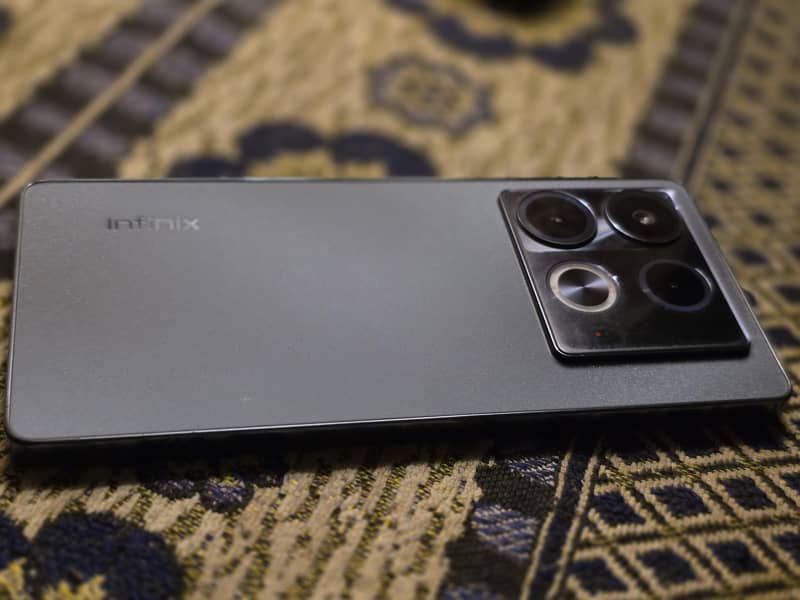 Infinix Note 40 0