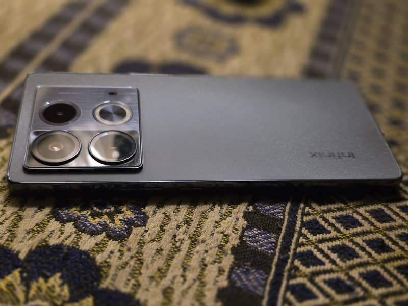 Infinix Note 40 1