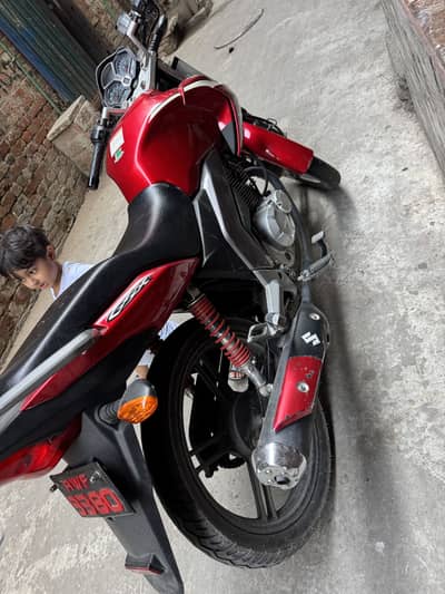 Suzuki gs125 bike