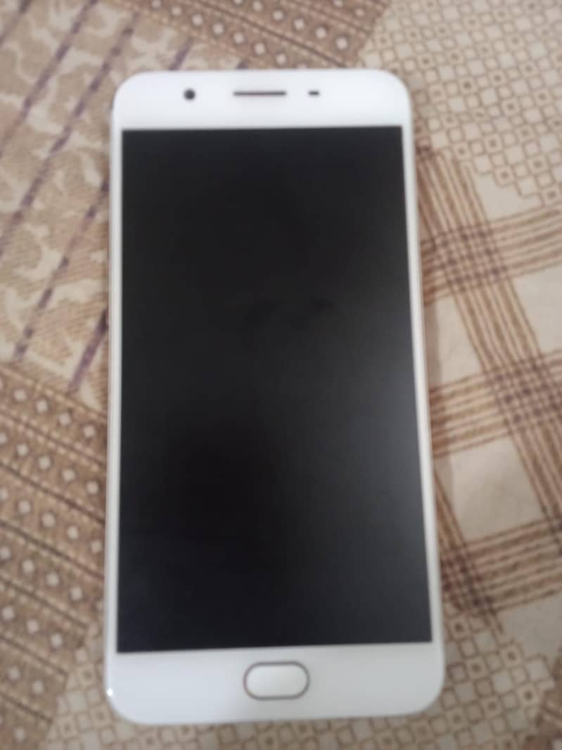 OPPO A1601 0