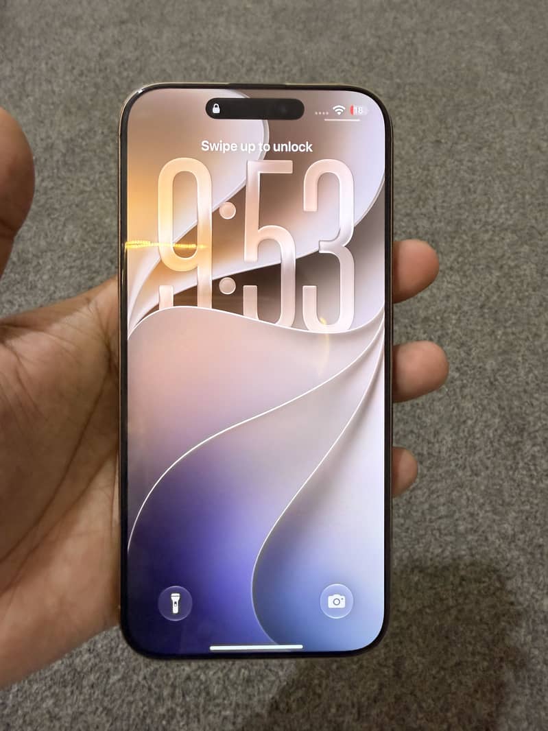 Apple iPhone 16 Pro Max 3