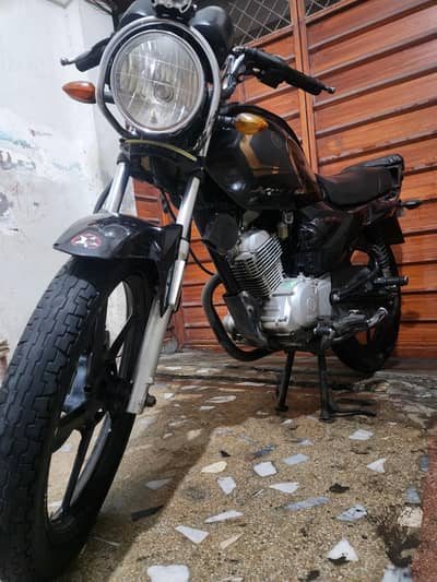 yamaha bike  good condition10/10