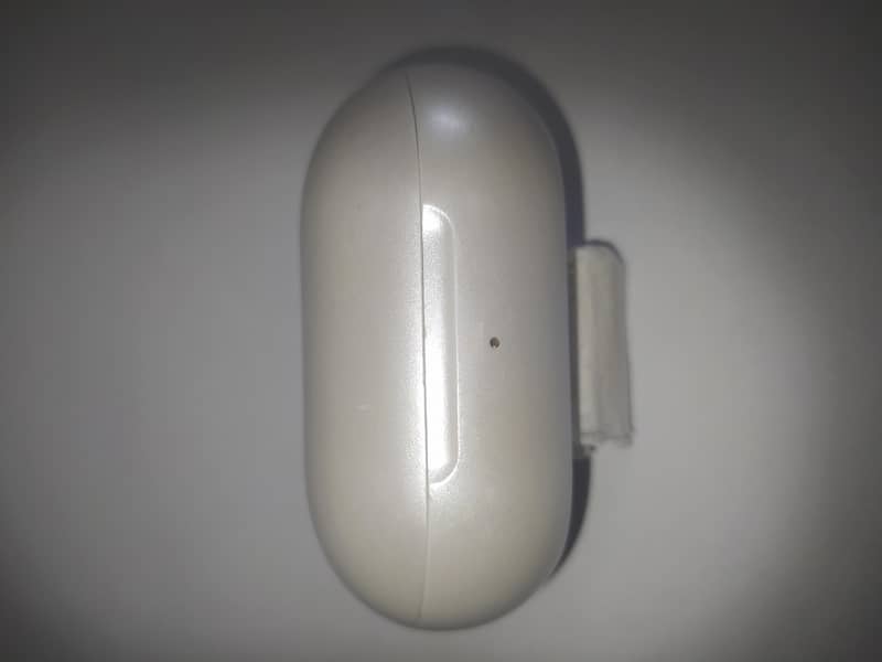 earbuds 1