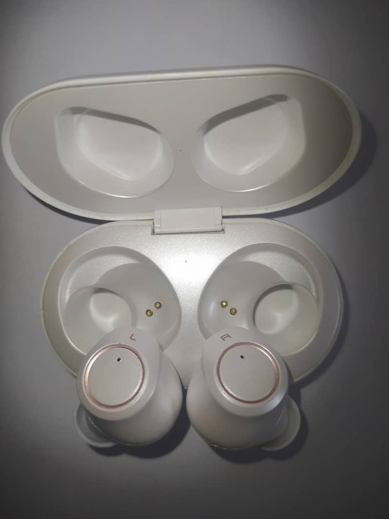 earbuds 3