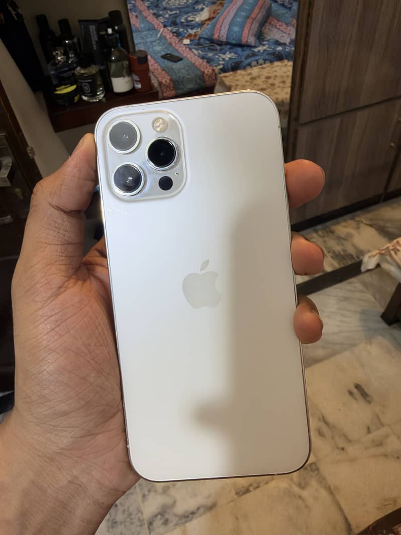 Iphone 12 pro max 3