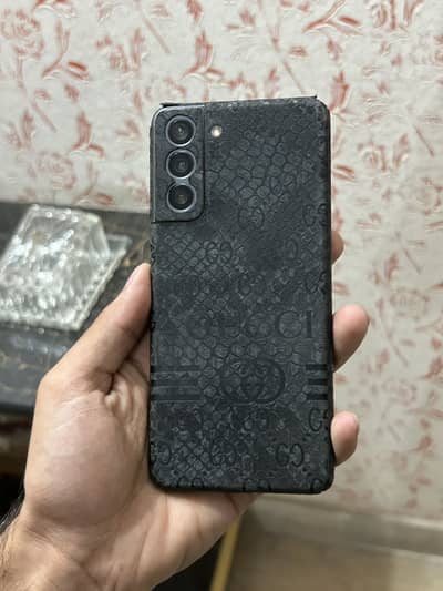 Samsung Mobile S21 (8/128 PTA Approved)