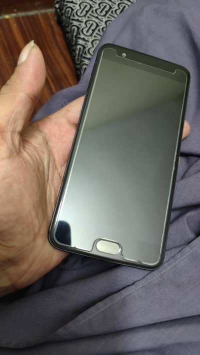 One Plus 5 8.128gb
