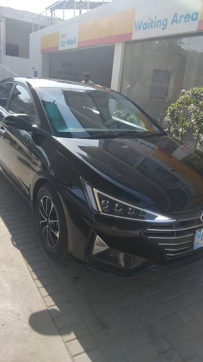 Hyundai Elantra 2021