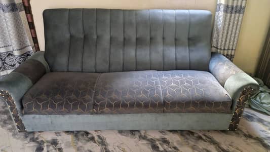 **VIP 5 Seater Sofa Set | Urgent Sale**