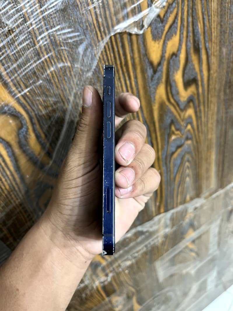 Apple iPhone 12 mini 8