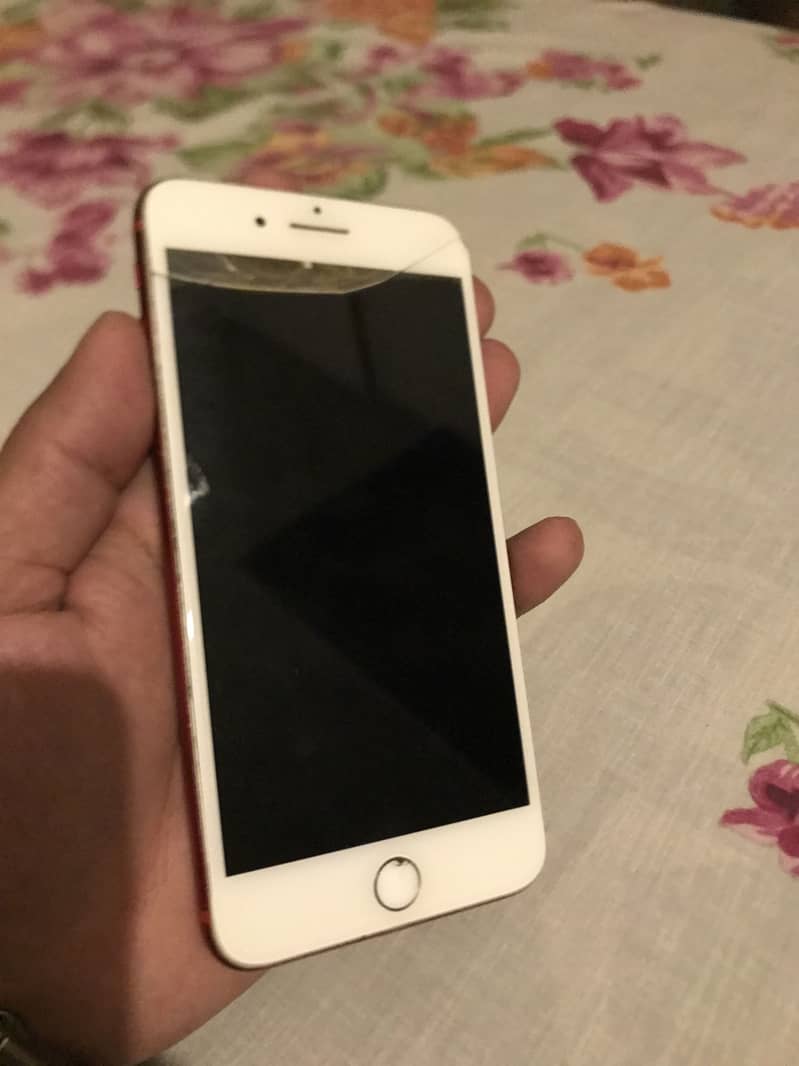 Apple iPhone 7 Plus 6