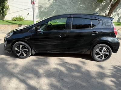 Toyota Aqua 2015