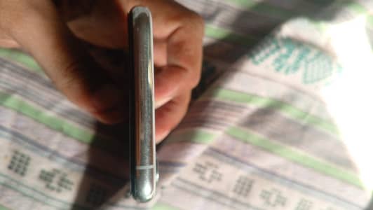 Apple iPhone XS