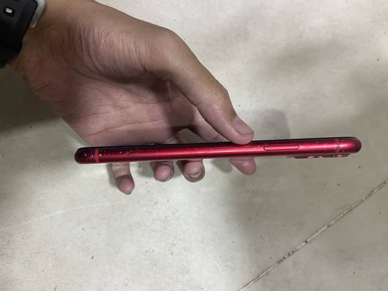 iPhone 11 2