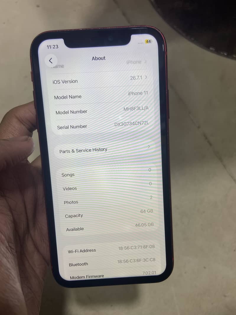 iPhone 11 5