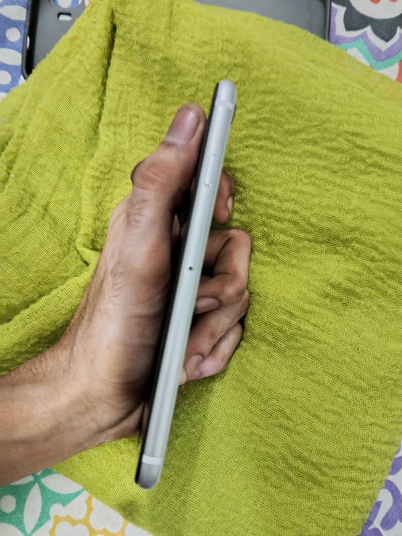 iphone se2022 1