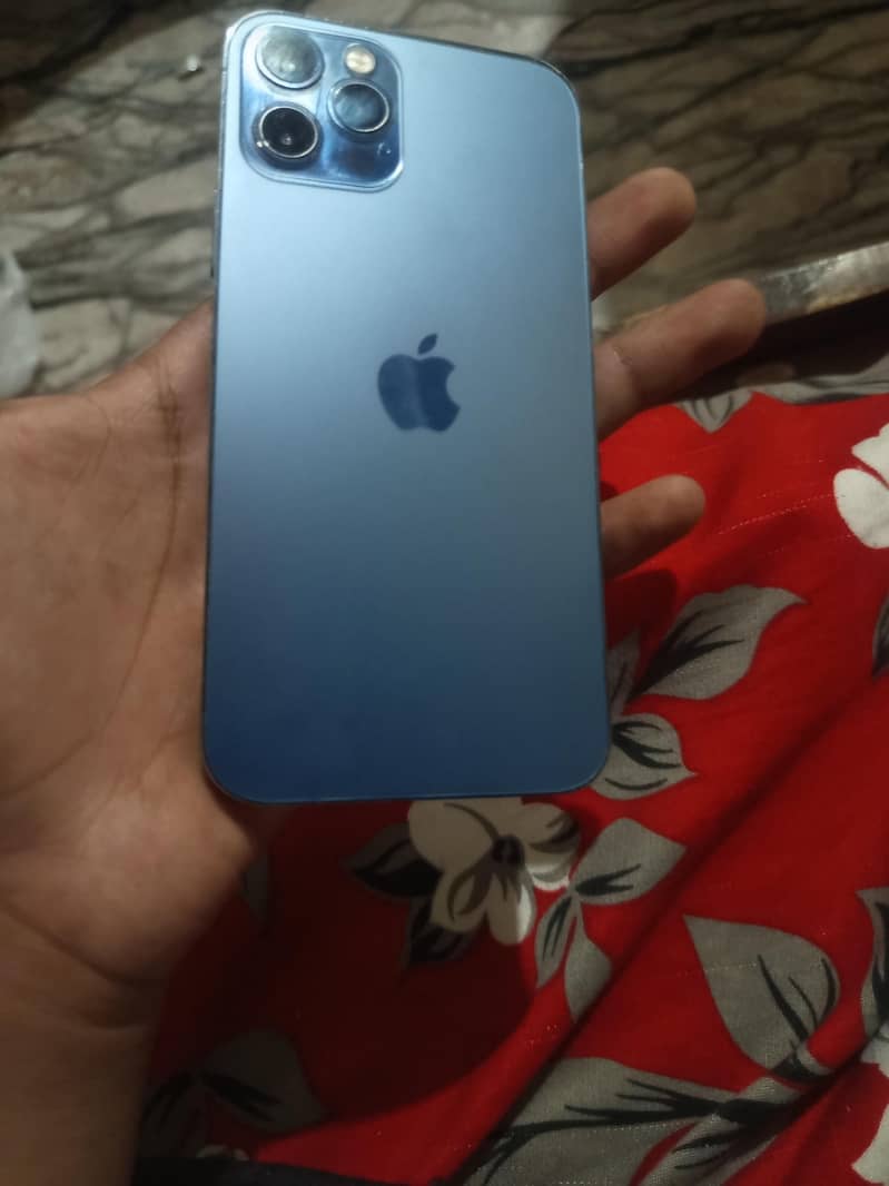 Apple iPhone 12 Pro 2