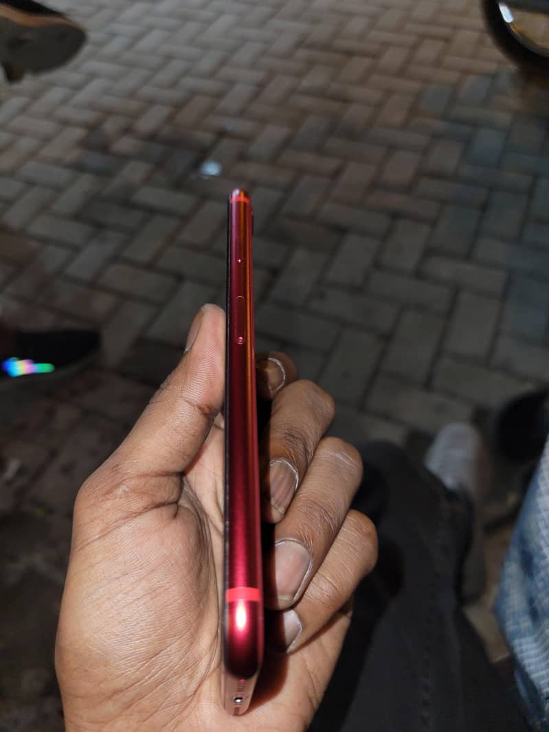 Apple iPhone SE 2 3