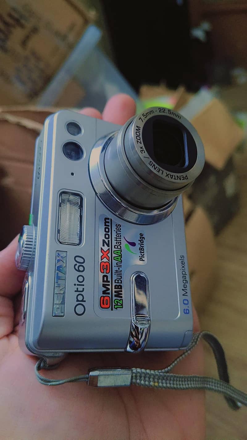 Fujifilm 8.0 Mega Pixels Digital Camera 6