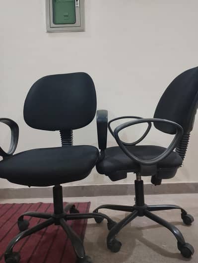 2 Chair in good condition