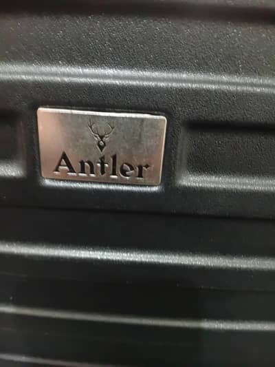 luggage bag imported in excellent condition with handle and wheels
