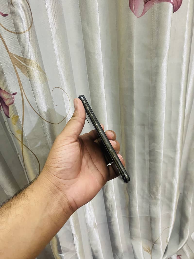 Apple iPhone X 7
