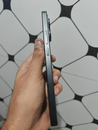 Xiaomi Redmi Note 13 Pro available in very good condition 12gb 512gb