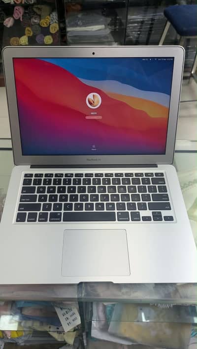 Macbook