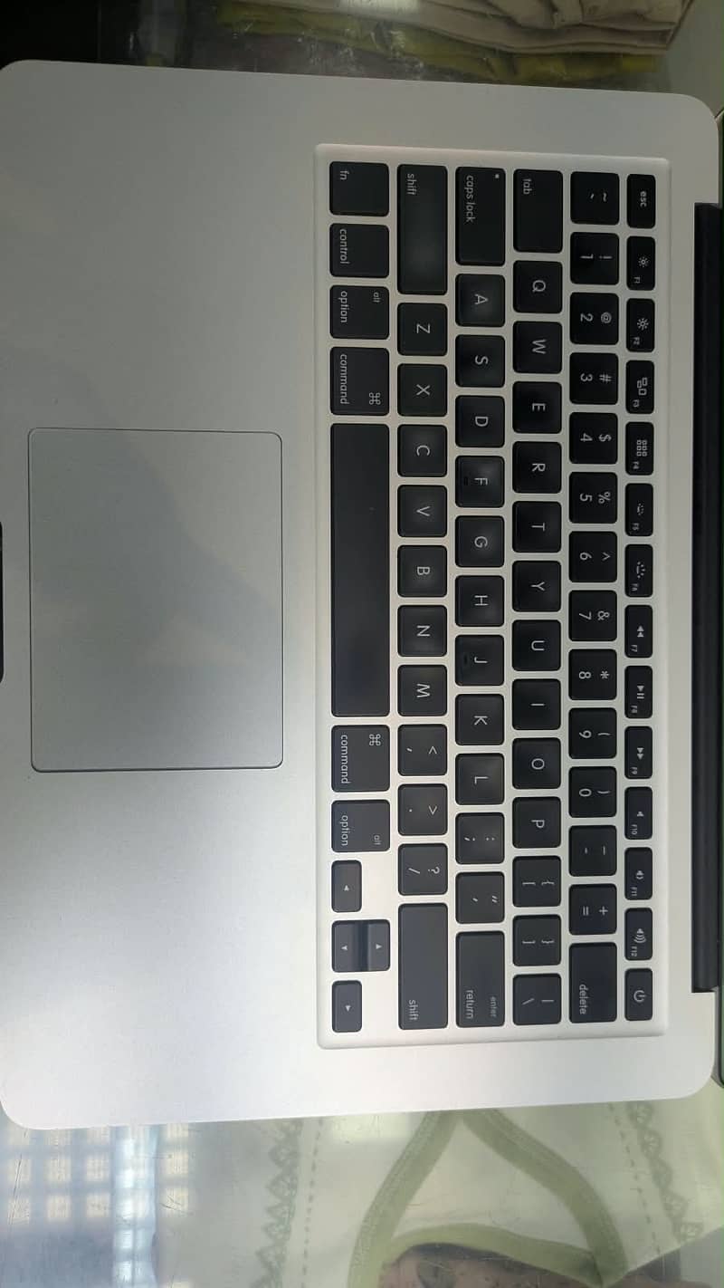 Macbook 2