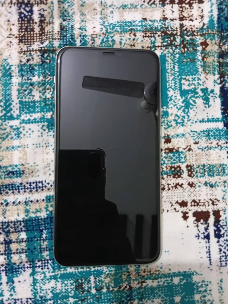 iPhone 11 Pro Max 1