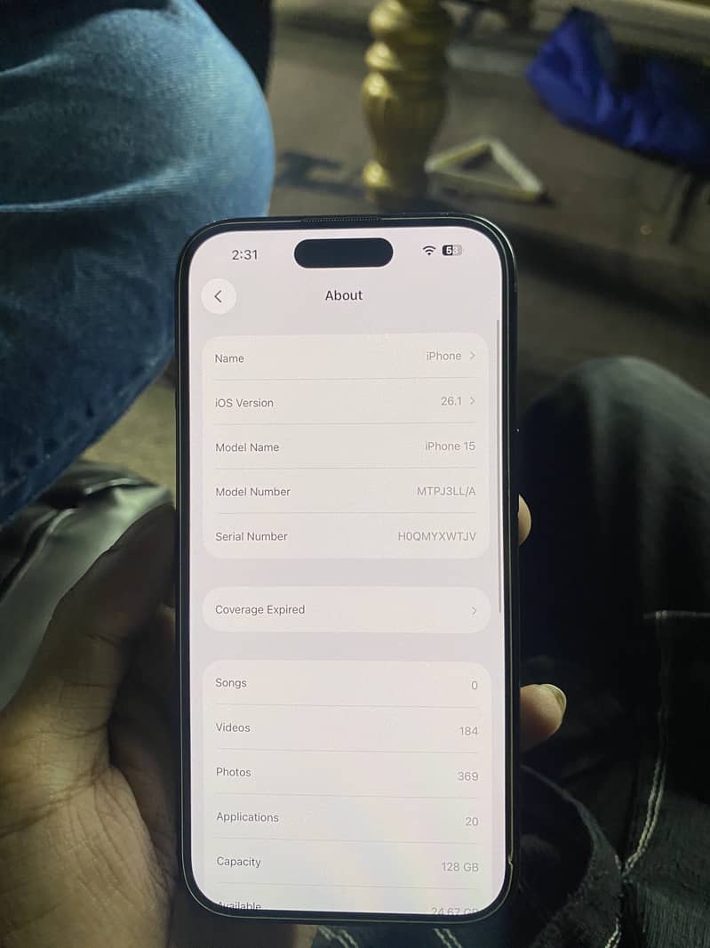 Apple iPhone 15 4