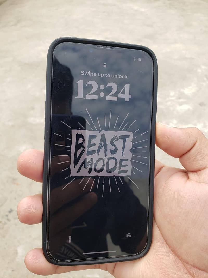 Apple iPhone 13 Pro 1