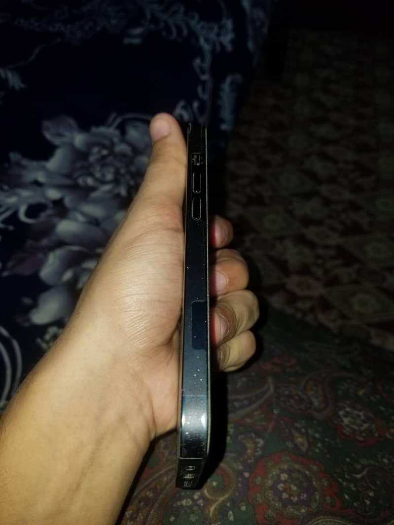 Apple iPhone 14 1