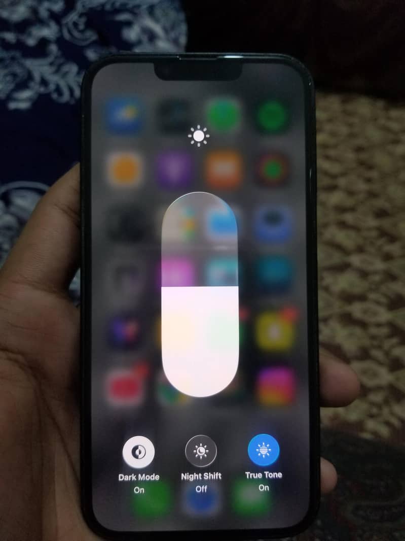 Apple iPhone 14 4