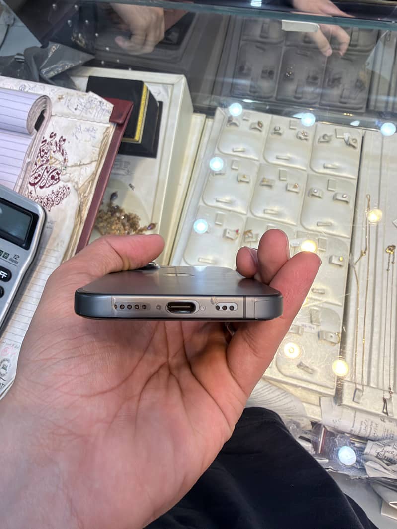 Apple iPhone 17 1