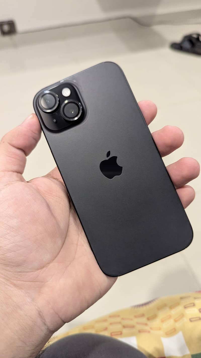 Apple iPhone 15 3