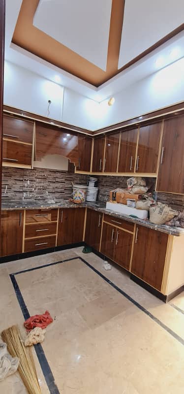 84 SQ YARDS HOUSE FOR SALE ON 12M ROAD | BANK LOAN & CASH AVAILABLE SEC 5D SURJANI TOWN