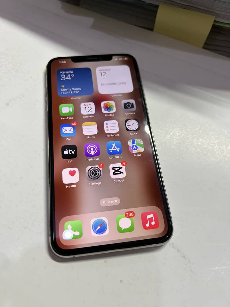 Apple iPhone XS Max 2
