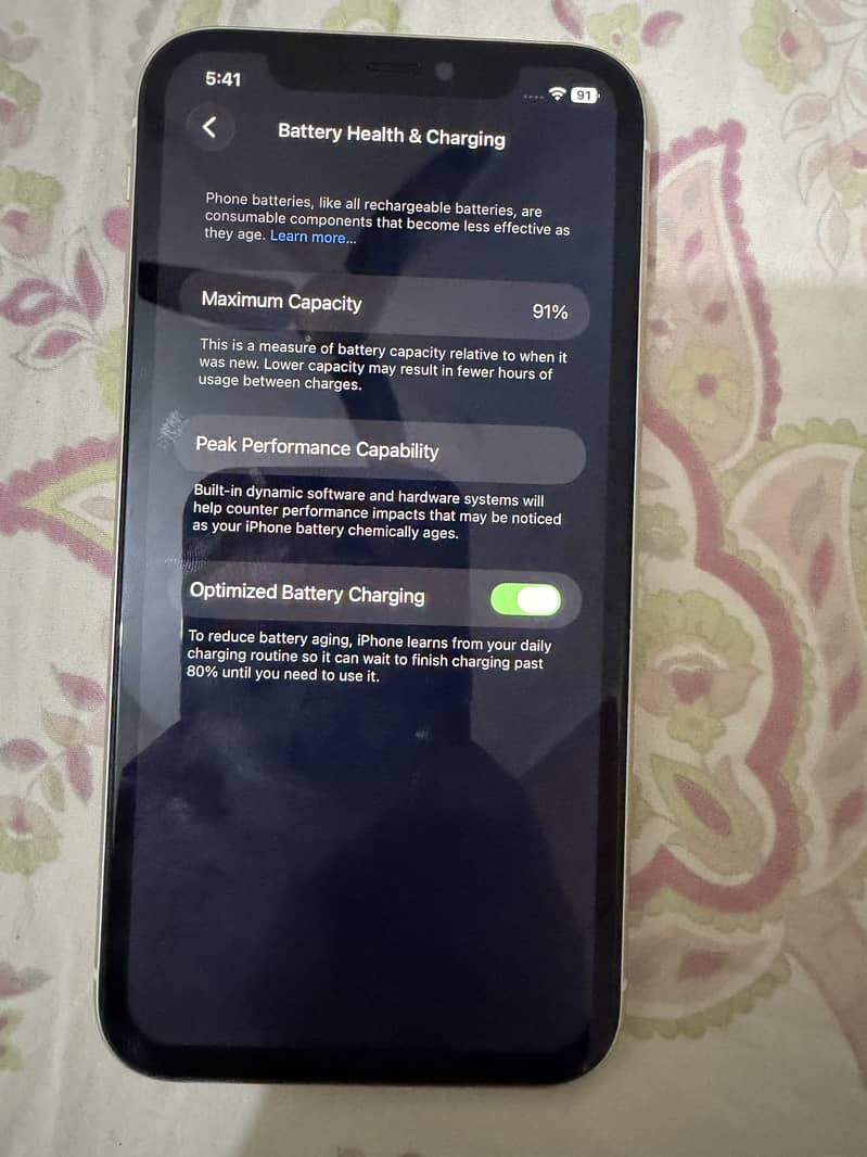 Apple iPhone 11 0