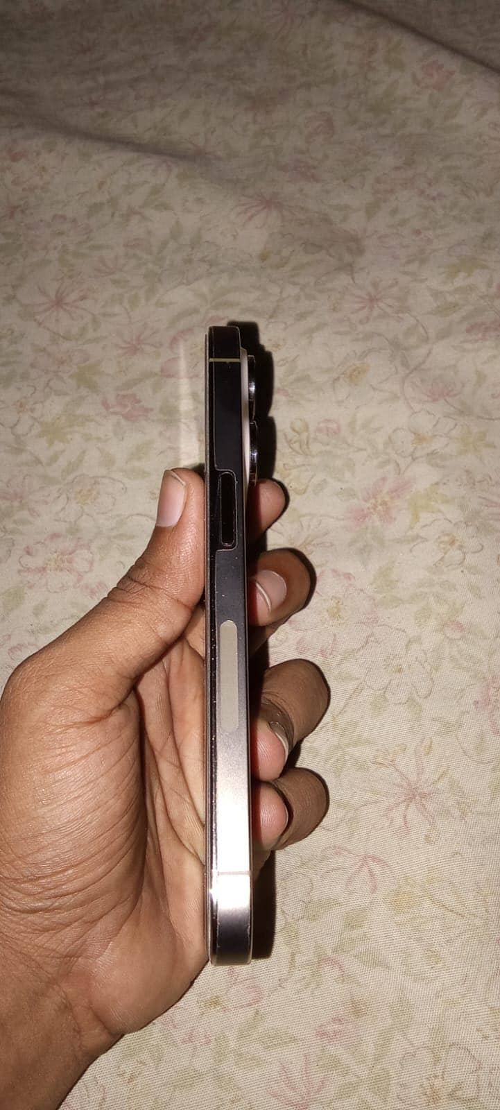 Apple iPhone 14 Pro 1